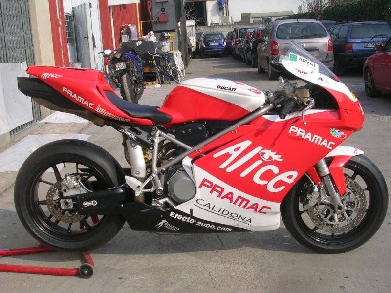 Ducati - 30